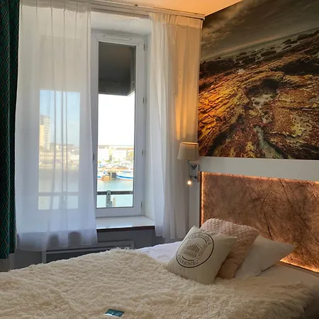 Ambassadeur - Port De Plaisance