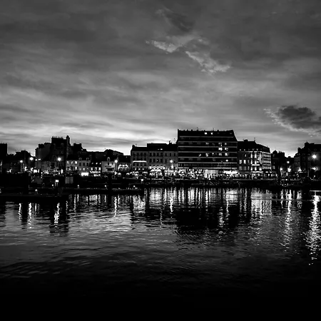 Ambassadeur - Port De Plaisance שרבורג