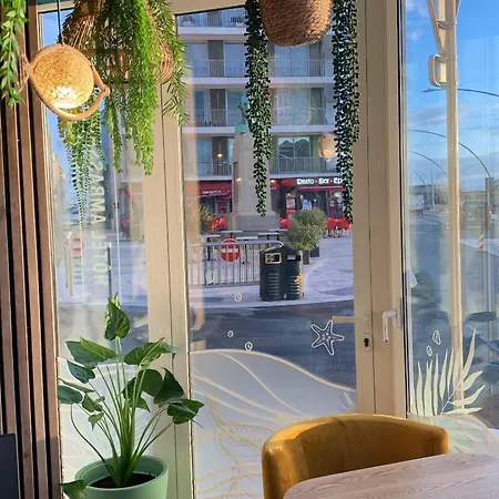 Ambassadeur - Port De Plaisance