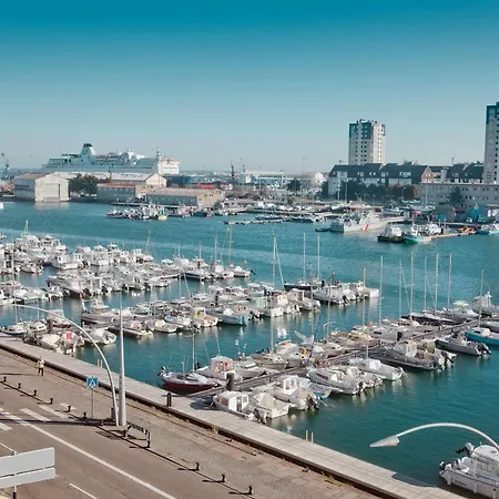 Ambassadeur - Port De Plaisance Hotel