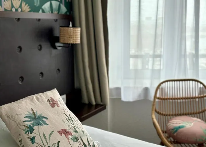 Ambassadeur - Port De Plaisance