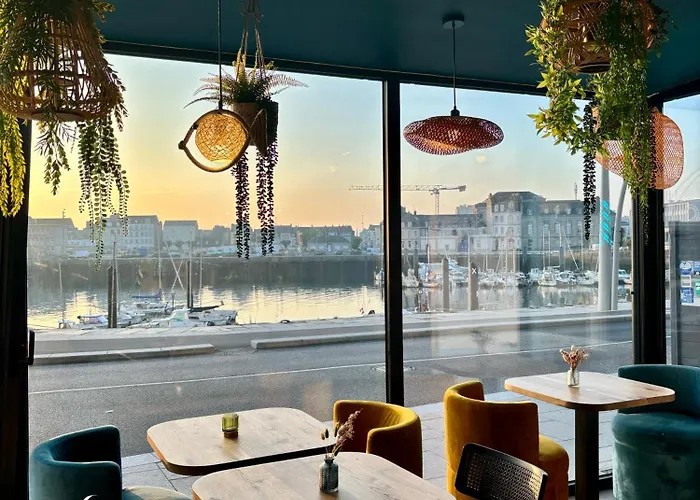 Ambassadeur - Port De Plaisance שרבורג