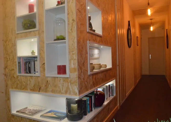 Ambassadeur - Port De Plaisance מלון