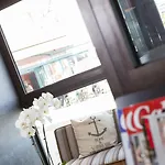 Ambassadeur - Port De Plaisance 3*