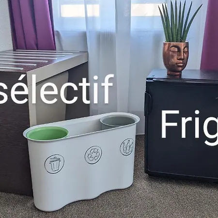 Ambassadeur - Port De Plaisance Hotel