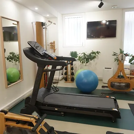 Ambassadeur - Port De Plaisance Hotel