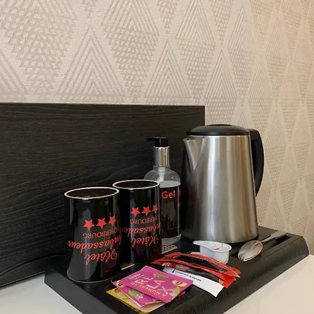 Ambassadeur - Port De Plaisance Hotell