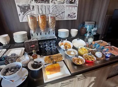 Ambassadeur - Port De Plaisance Hotell 3*