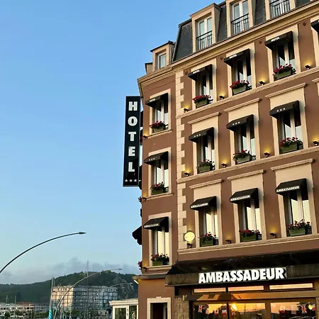 Hotel Ambassadeur - Port De Plaisance 3*