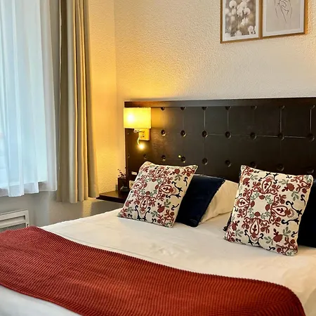 Ambassadeur - Port De Plaisance Hotel 3*