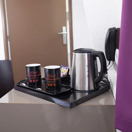 Hotel Ambassadeur - Port De Plaisance 3*