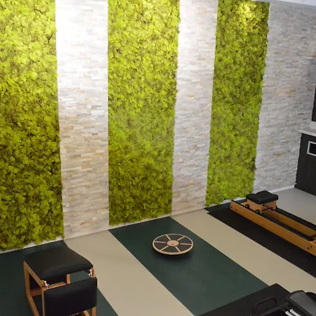 Hotel Ambassadeur - Port De Plaisance 3*