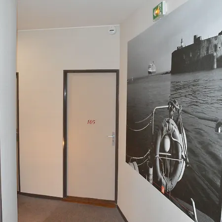 Ambassadeur - Port De Plaisance Hotel 3*