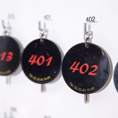 Hotel Ambassadeur - Port De Plaisance 3*