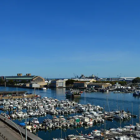 Ambassadeur - Port De Plaisance 3*