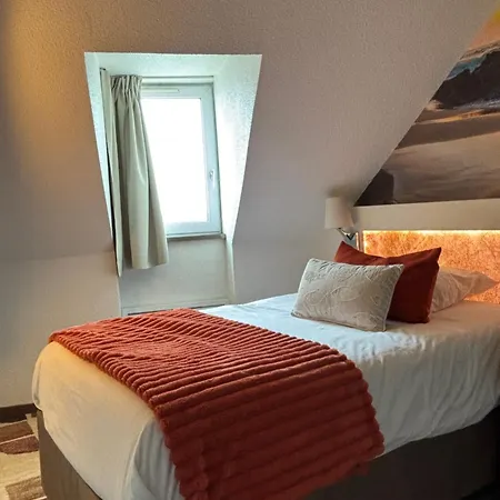 Szálloda Ambassadeur - Port De Plaisance 3*