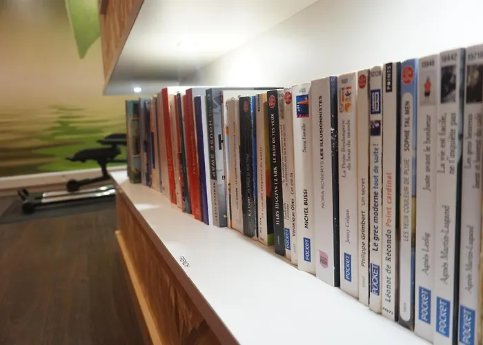 Hotel Ambassadeur - Port De Plaisance