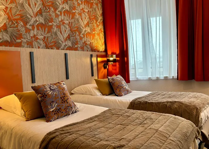 Ambassadeur - Port De Plaisance 3*