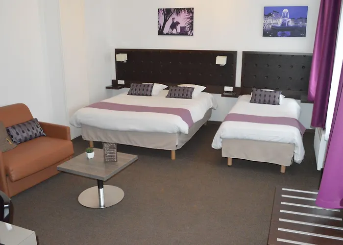 Hotel Ambassadeur - Port De Plaisance